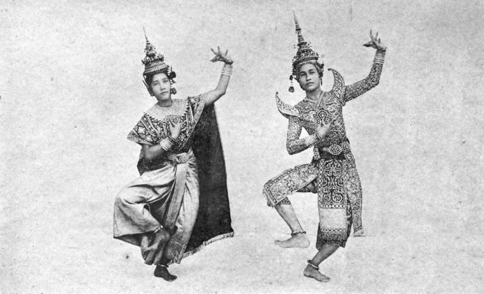 โขน