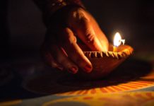 วันดิวาลี เทศกาลดิวาลี วันปีใหม่ชาวฮินดู เทศกาลแห่งแสงไฟ