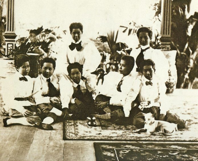 พระรูปหมู่เจ้านายฝ่ายใน