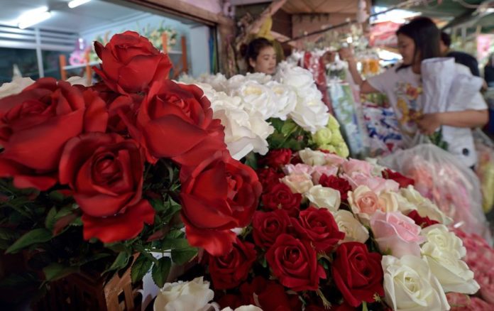 THAILAND-LIFESTYLE-VALENTINES