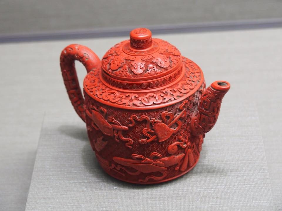 กาน้ำชา สีแดง พิพิธภัณฑ์กู้กง ไต้หวัน