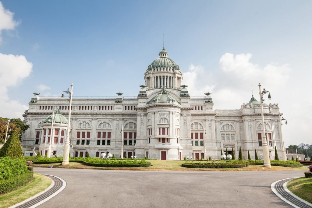 พระที่นั่งอนันตสมาคม พระที่นั่งหินอ่อน พระราชวังดุสิต