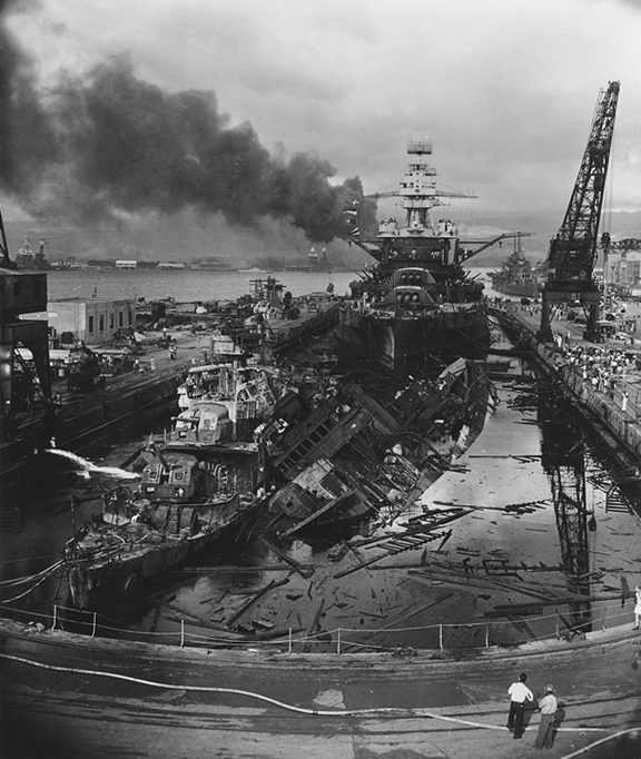 กองทัพเรือสหรัฐ ที่เสียหายจากการที่ญี่ปุ่นเข้าโจมตีอ่าวเพิร์ล 7 ธันวาคม 1941