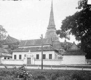 วัดบวรนิเวศ ที่ประทับ สมเด็จฯ กรมพระยาปวเรศวริยาลงกรณ์ เครื่องรองน้ำฝนจากอังกฤษ