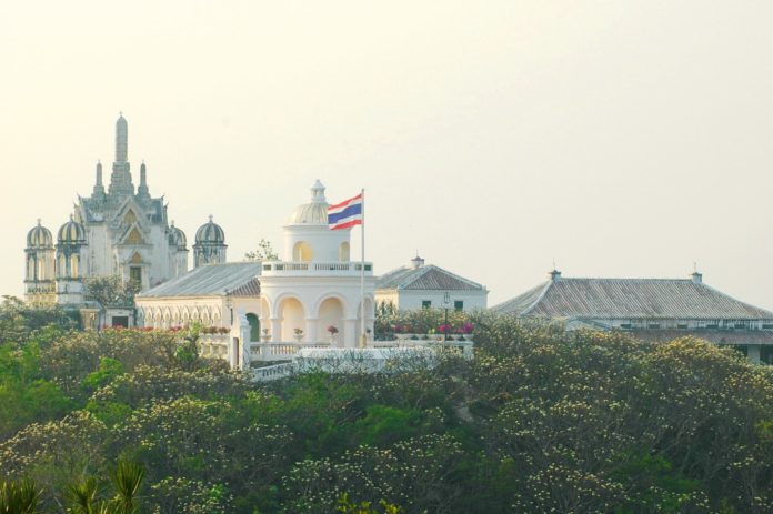 ท่อง “พระนครคีรี” วิมานบนเขา ถิ่นเก่ากษัตริย์ เศวตฉัตรมิ่งขวัญเมือง