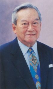 พลเอกชาติชาย ชุณหะวัณ