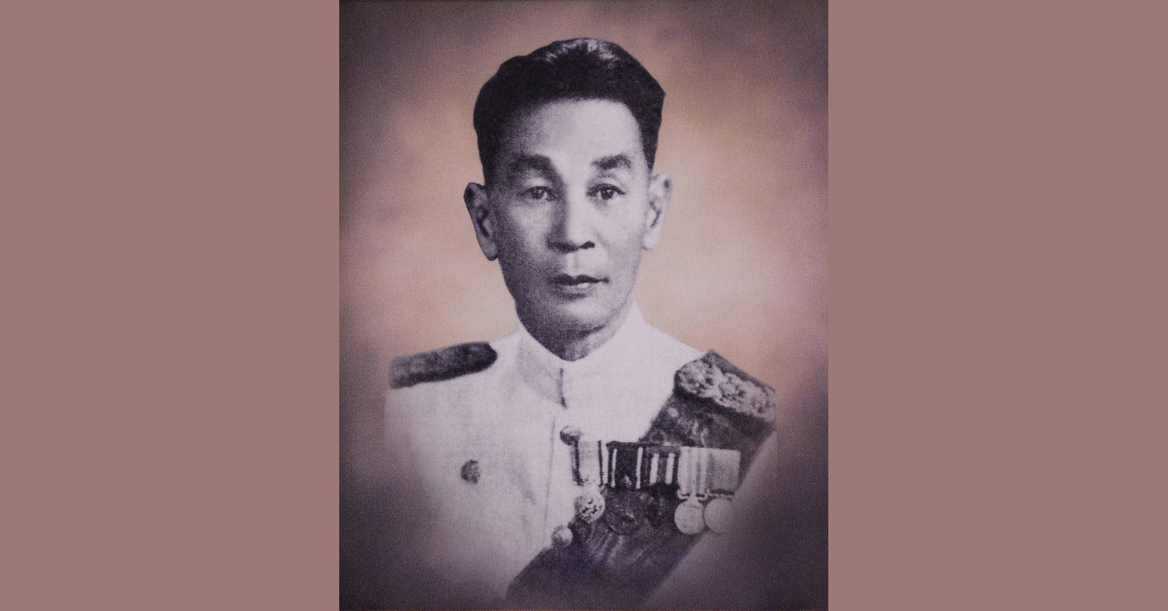 អត្ថបទប្រែ ៖ ខួង អភ័យវង្ស រំឭកហេតុការណ៍បុព្វជនភៀសខ្លួនមកប្រទេសសៀម បន្ទាប់ពីគ្រប់គ្រងខេត្តបាត់ដំបង ៥រជ្ជកាល ជាង១១២ឆ្នាំ ...