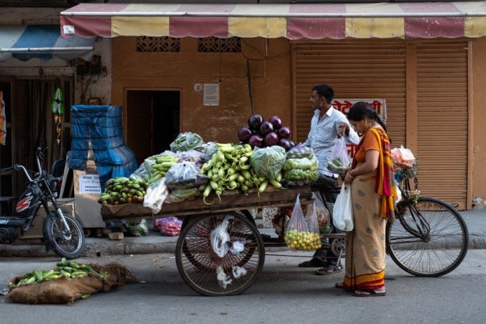INDIA-ECONOMY-RETAIL