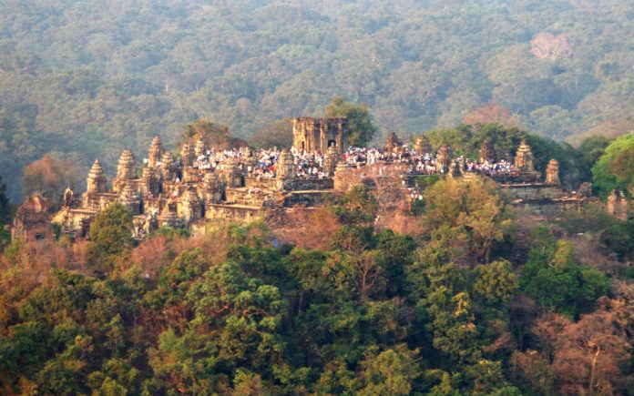 CAMBODIA-ECONOMY-TOURISM