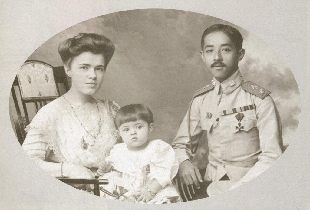 สะใภ้แหม่ม หม่อมคัทริน ณ พิษณุโลก สมเด็จเจ้าฟ้าจักรพงษ์ภูวนาถ พระองค์เจ้าจุลจักรพงษ์ พระราชนัดดา ร. 5