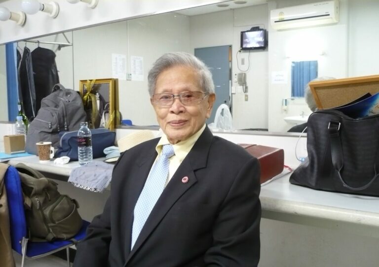 "เพลงอาลัยรัก" ครูชาลี อินทรวิจิตร ได้แรงบันดาลใจจาก ...