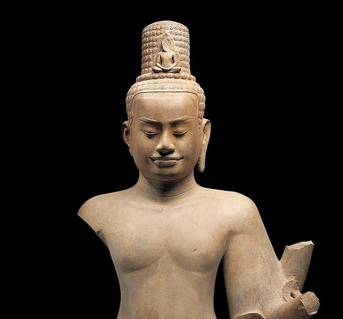 พระอวโลกิเตศวร สันนิษฐานว่า ใบหน้า ถ่ายแบบ มาจาก พระเจ้าชัยวรมันที่ 7