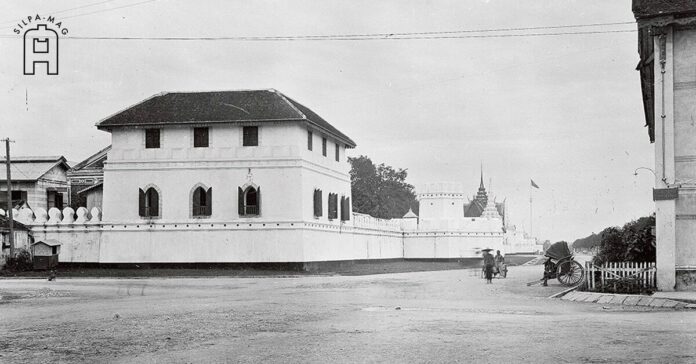 ภาพปก-กำแพงวัง กำแพงพระบรมมหาราชวัง