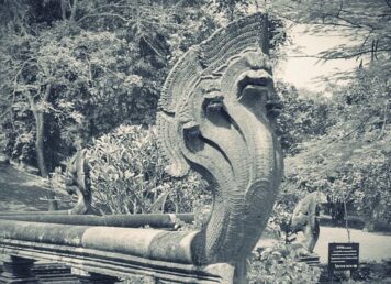 นาค ปลายสะพาน นาคราช สมัย นครวัด ที ปราสาทพนมรุ้ง