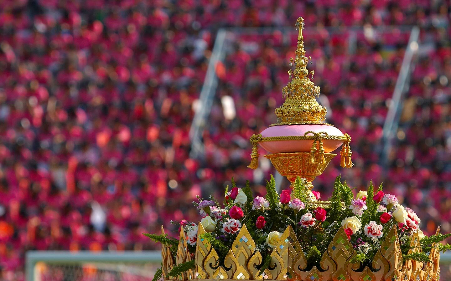 พระเกี้ยว ตราสัญลักษณ์ ของ จุฬาลงกรณ์มหาวิทยาลัย