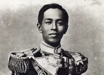 กรมหลวงชุมพรเขตรอุดมศักดิ์ เสด็จเตี่ย พระราชโอรสและพระราชธิดารัชกาลที่ 5 ทำไมทหารเรือรักกรมหลวงชุมพรฯ