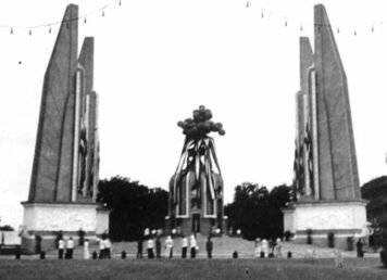 อนุสาวรีย์ประชาธิปไตย