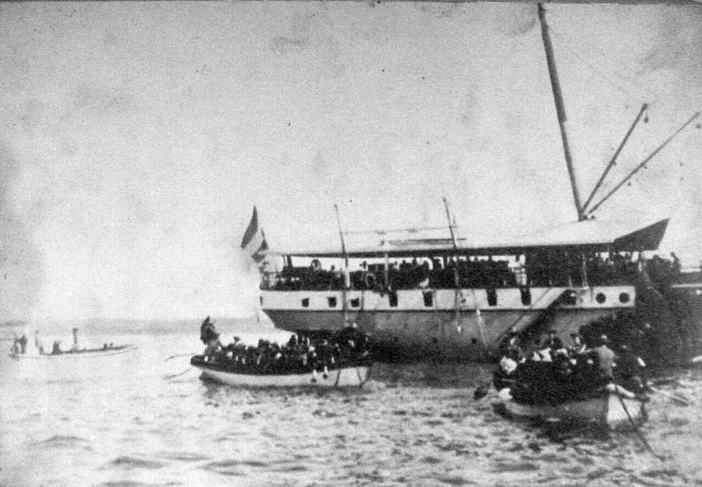 ปูปูตัน 1906 เกาะบาหลี