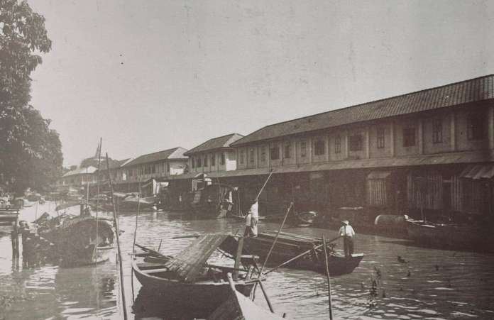กรุงเทพมหานคร เมื่อประมาณร้อยปีก่อนหน้าเมืองเป็นอย่างไร