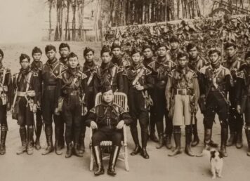 พระบาทสมเด็จพระมงกุฎเกล้าเจ้าอยู่หัว และ กองเสือป่า 1 พฤษภาคม ปืนพระราม 6