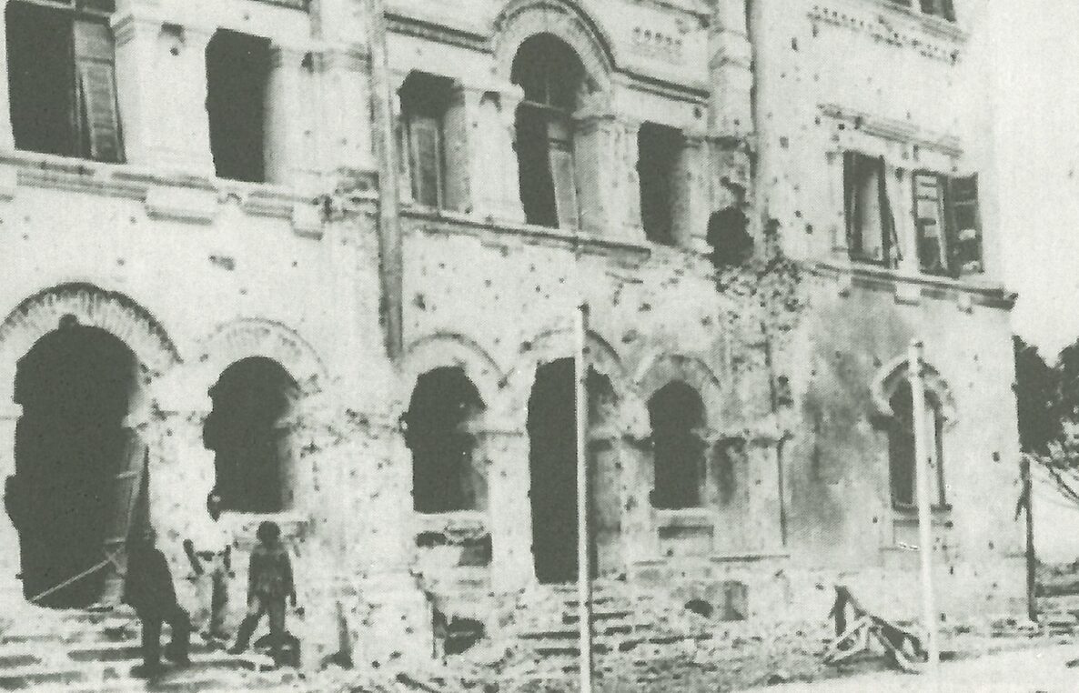 กรณีพิพาทอินโดจีน นครพนม ศาลากลาง ถูก ระเบิด จาก ฝรั่งเศส สงครามอินโดจีน