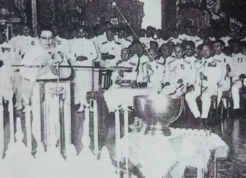 การกระทำสัตย์ปฏิญาณสาบานตน พระราชพิธีถือน้ำพระพิพัฒน์สัตยา