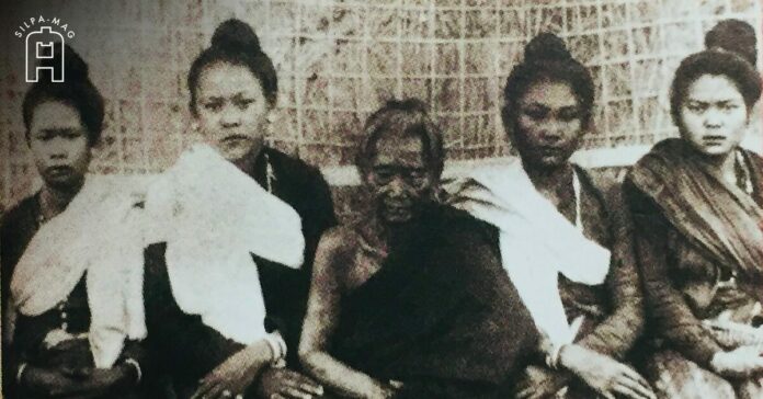 ชาวอีสาน ถ่ายรูป ภาษา