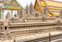 ปราสาทนครวัดจำลอง จำลอง ปราสาทนครวัด สมัย รัชกาลที่ 4 ใน วัดพระแก้ว