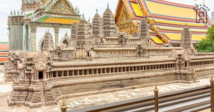 ปราสาทนครวัดจำลอง จำลอง ปราสาทนครวัด สมัย รัชกาลที่ 4 ใน วัดพระแก้ว