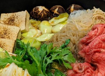 สุกี้ ชาบู ผัก เนื้อสัตว์ อาหาร