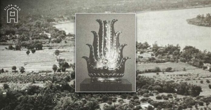 ภาพปก-พระเจ้าล้านตื้อ พระเจ้าล้านตื้อ ฉากหลังเป็น เมืองเชียงแสน เชียงแสน และ แม่น้ำโขง