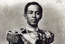 กรมหลวงชุมพรฯ ถูกปลดจากทหารเรือ
