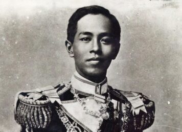 กรมหลวงชุมพรฯ ถูกปลดจากทหารเรือ