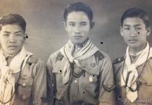 ลูกเสือ โรงเรียนสวนกุหลาบ หมุดพิทักษ์รัฐธรรมนูญ