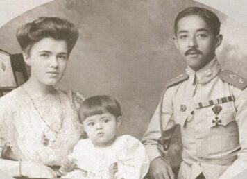 สมเด็จเจ้าฟ้าจักรพงษ์ภูวนาถ กับ หม่อมคัทริน และพระโอรส พระองค์เจ้าจุลจักรพงษ์ หม่อมคัทลิน รังเกียจ ประเพณี หลายเมีย ของชายไทย
