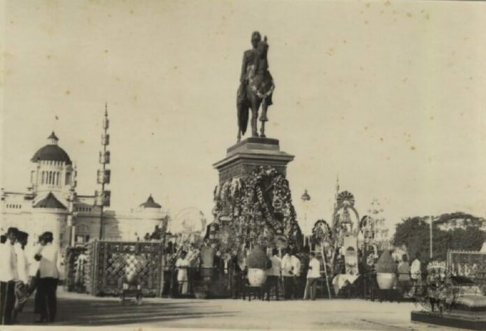 พระบรมรูปทรงม้า 1234