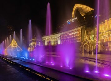 ICONIC Multimedia Water Feature