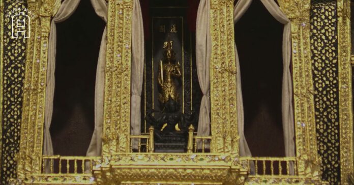 ภาพปก - พระสยามเทวาธิราช พระสยามเทวาธิราช พระที่นั่งไพศาลทักษิณ พระบรมมหาราชวัง