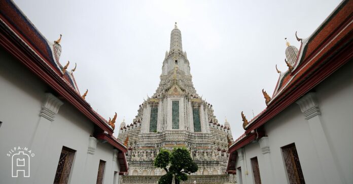 พระมหามงกุฎ ยอดนภศูล พระปรางค์วัดอรุณ