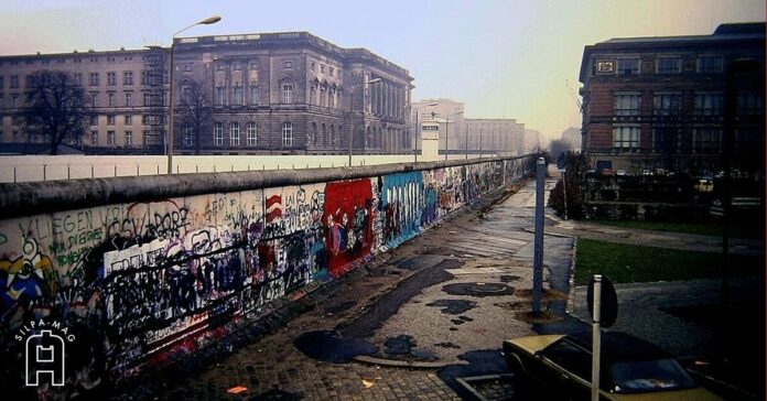 กำแพงเบอร์ลิน เยอรมนี สงครามเย็น