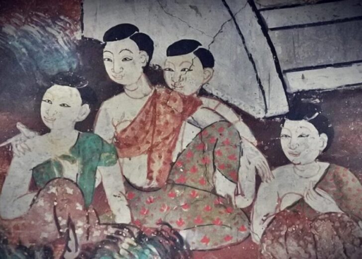 “รักซ้อน” สร้างธรรมเนียม “ผัวเดียวหลายเมีย” ในสังคมไทยสมัยก่อน สาวๆ จิตรกรรมฝาผนัง พระอุโบสถวัดกำแพงบางจาก คลองบางหลวง ผัวเดียวหลายเมีย