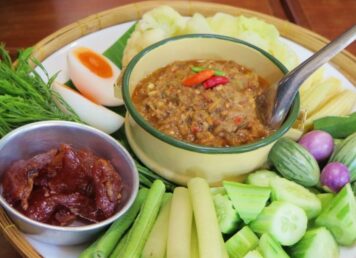 เลื่อน สุนทรวาทิน ตำราอาหาร