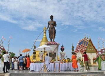 อนุสาวรีย์ พระมหาธรรมราชาลิไท พระยาลิไท กำแพงเพชร