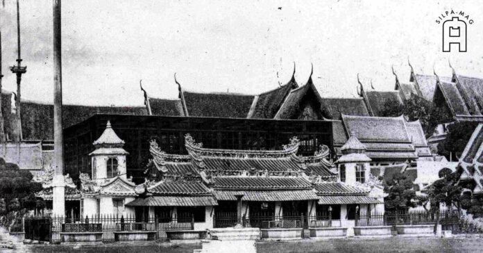 Cover เก๋งกรงนก ด้านใต้ พระที่นั่งอมรินทรวินิจฉัย วังหลวง