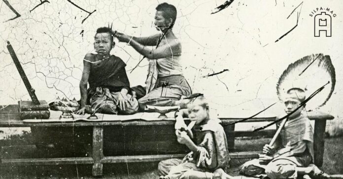 การ ตัดผม ของ คนไทย ใน สมัยก่อน ผู้หญิง นั่ง ตัด ผม