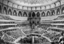 The Royal Albert Hall ลอนดอน