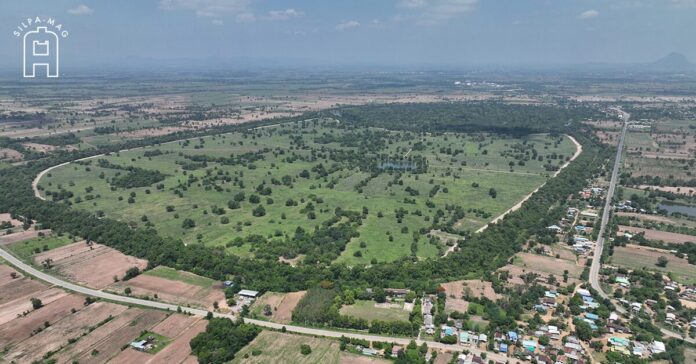 เมืองใน เมืองนอก อุทยานประวัติศาสตร์ศรีเทพ ศรีเทพ