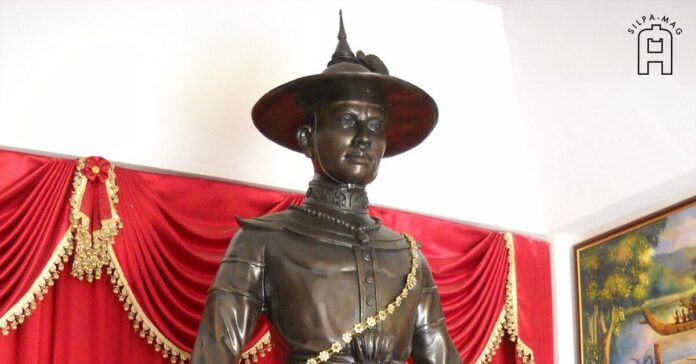 พระบรมรูป สมเด็จพระเจ้าตากสินฯ วัดปากพิงตะวันตก อำเภอเมือง พิษณุโลก สมเด็จพระเจ้าตากสินมหาราชพระองค์จริง