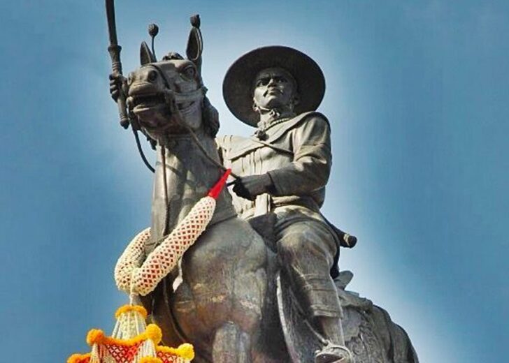 พระบรมราชานุสาวรีย์ พระเจ้าตาก พระเจ้ากรุงธนบุรี วงเวียนใหญ่ อนุสาวรีย์พระเจ้าตาก สมเด็จพระเจ้าตากสิน ลำดับเหตุการณ์สำคัญในพระราชประวัติสมเด็จพระเจ้าตากสิน ประกอบ พระเจ้าตาก รับมือพระยาจันทบูร