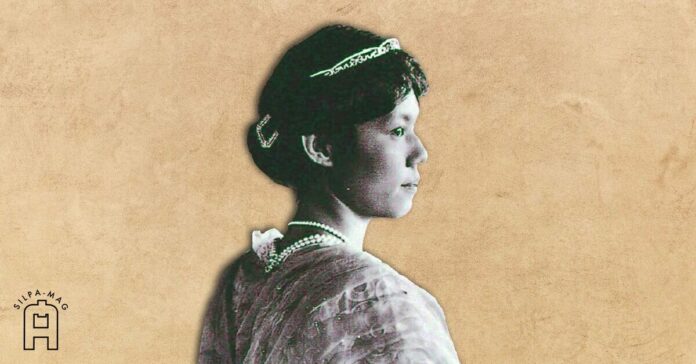 Cover photo B2 สมเด็จพระปิตุจฉาเจ้า เจ้าฟ้าวไลยอลงกรณ์ กรมหลวงเพชรบุรีราชสิรินธร สมเด็จเจ้าฟ้าวไลยอลงกรณ์